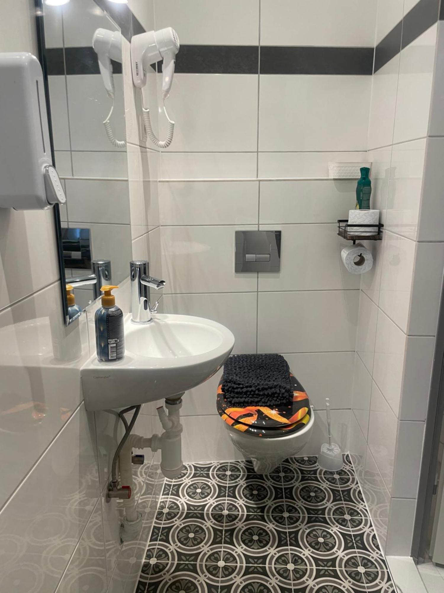 Viktoria Artur Hostel Wien